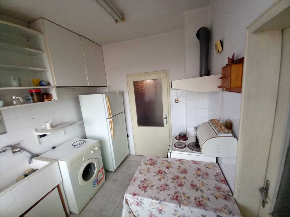 Продава се Многостаен апартамент в Разград, Бели Лом - 137 кв.м за 636 €/кв.м - Снимка #10