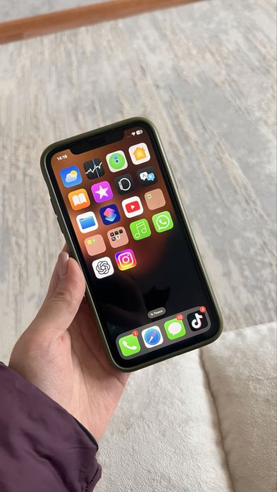 Продам айфон 11 в хорошем состояние