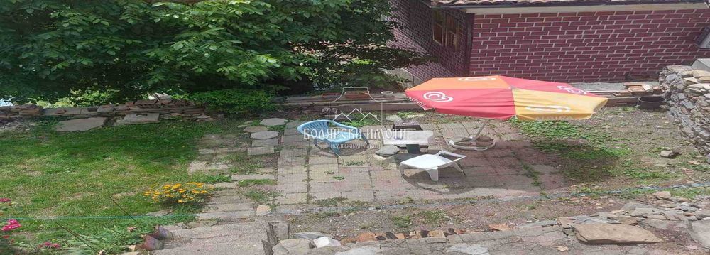 Дава се под наем Къща в Велико Търново, Център - 60 кв.м за 255 € - Снимка #1