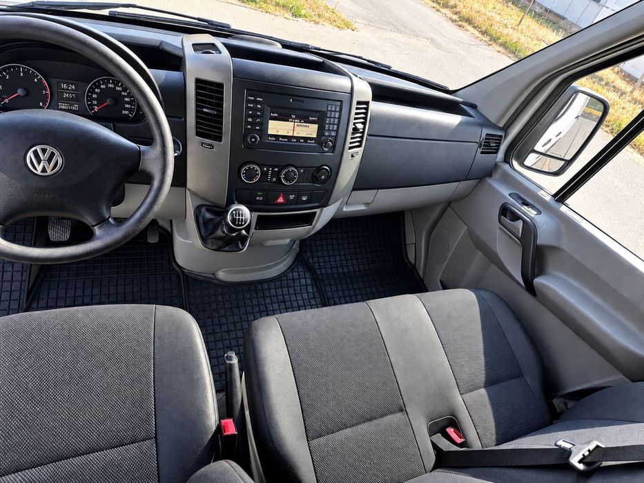 Бус Под Наем Стара Загора VW Crafter 2.0 TDI 2016г. L2H2
