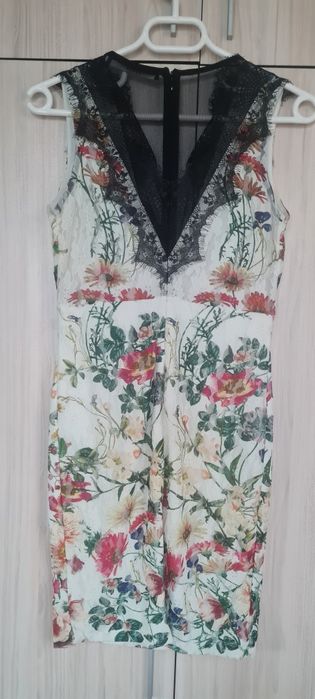 GUESS Los Angeles ,нежна дамска рокля ,размер S