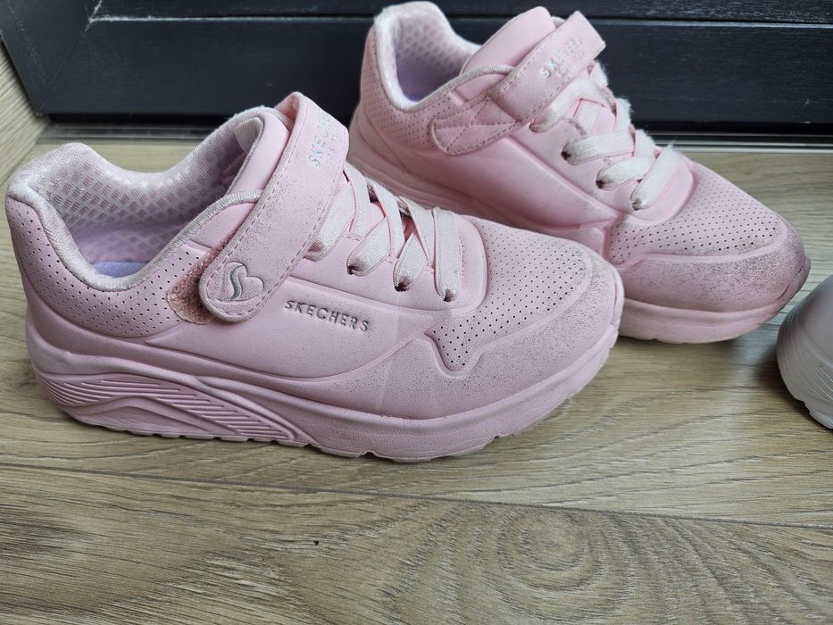 Лот skechers 32 номер