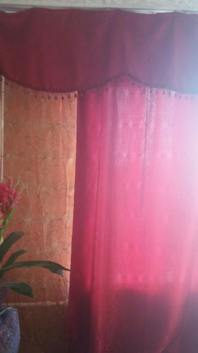 Продаю комплект штор с тюлью