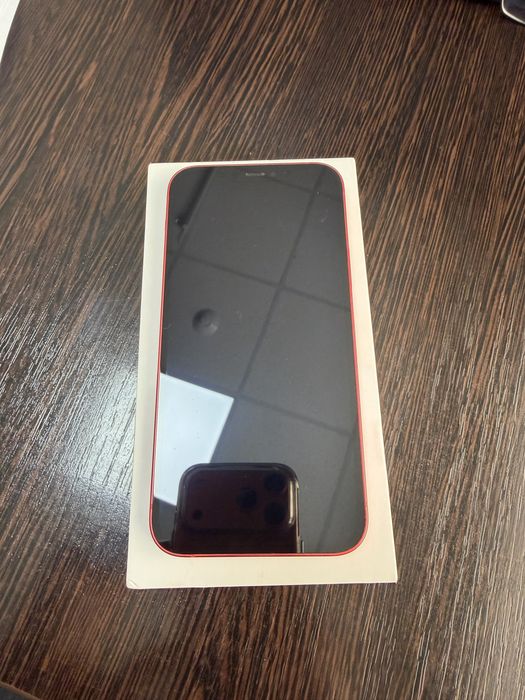 Продаю айфон 12 red 64gb