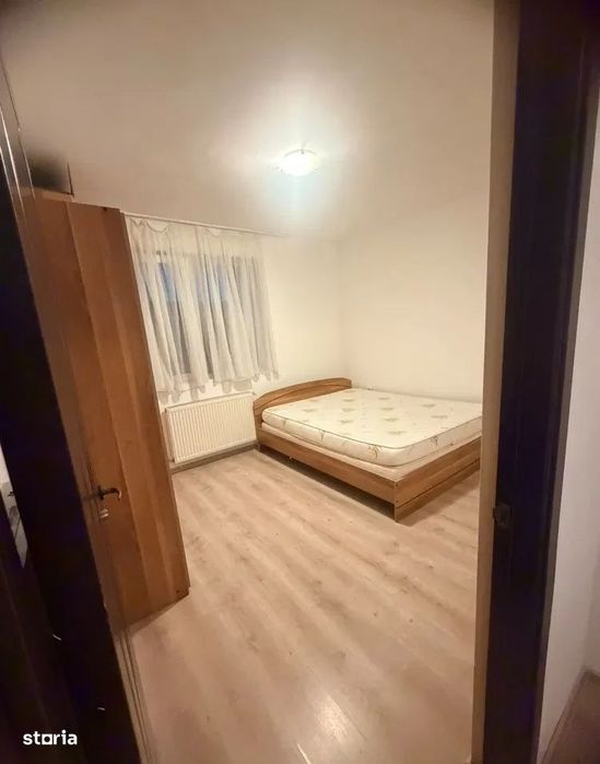 Apartament de 2 camere decomandate, 49 mp, parcare, zona Florilor