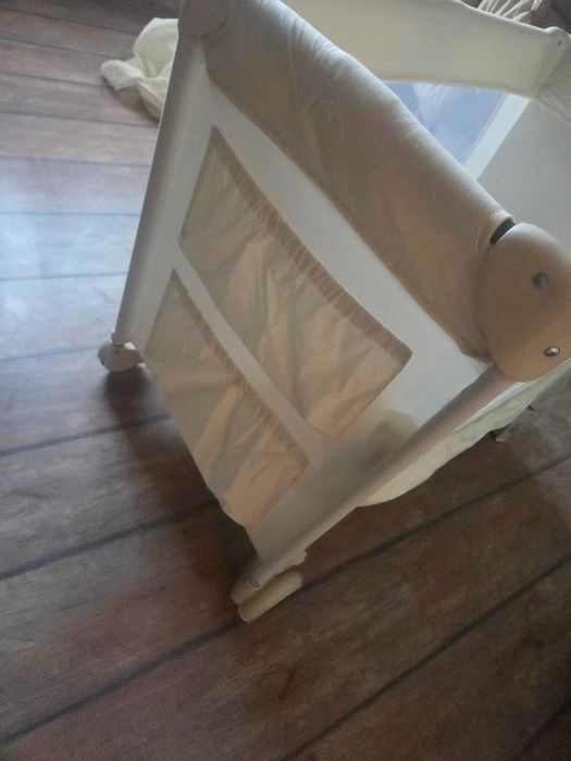 Детска сгъваема кошара Fillikid с две нива