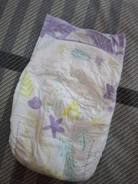 Продаётся подгузники и трусики