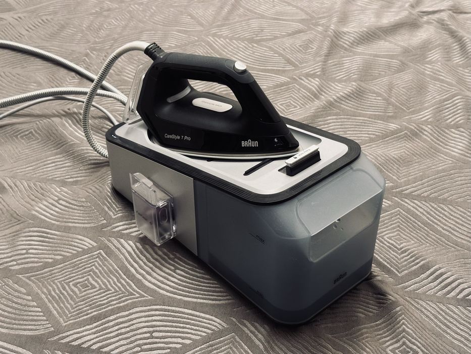 Парогенератор Braun CareStyle 7 Pro IS7156BK