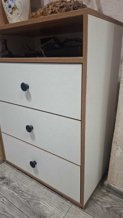 Комод тумбочка 3 ящика