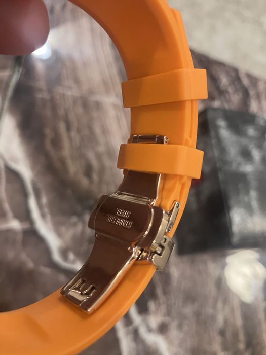 Casio G-shock чисто нов