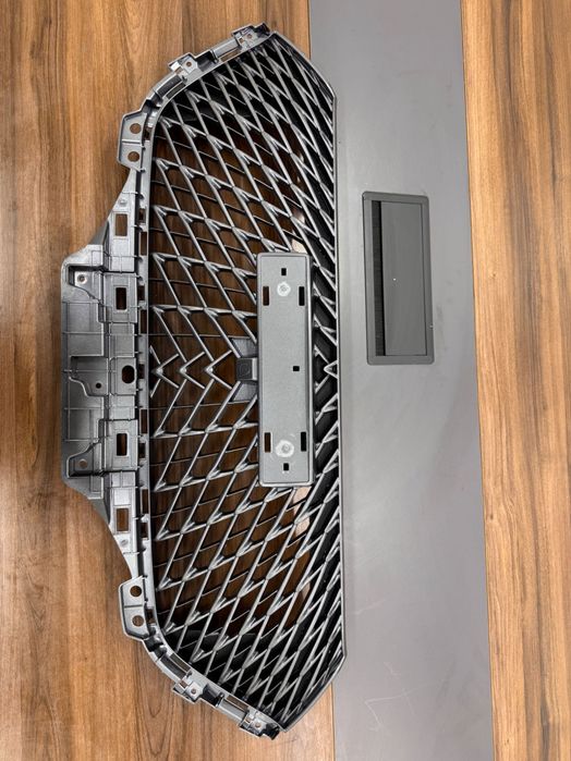 Решетка радиатора Haval M6 H6