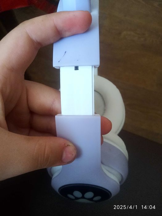 Продам наушники с ушками