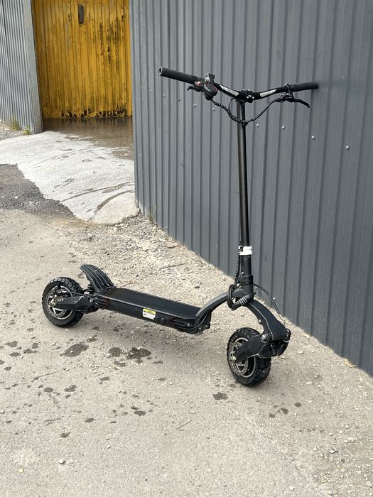 продам самокат kugoo g1 в идеале