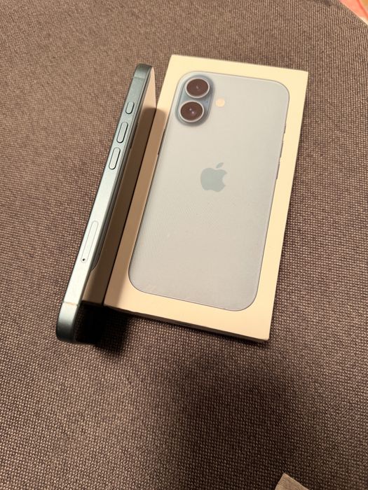 Iphone 16 TEAL 128gb
