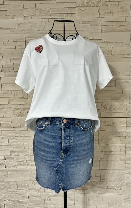 Fusta H&M, in perfecta stare+ tricou cadou si brosa .