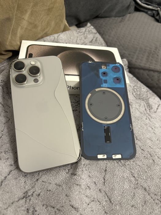 Iphone 15 pro корпус.