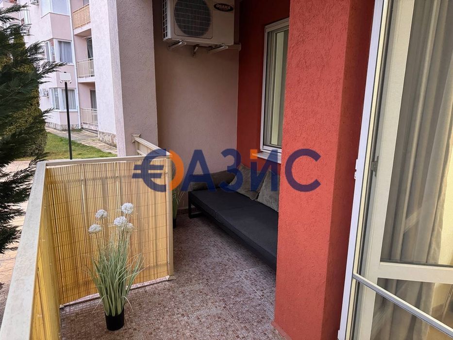 Продава се Двустаен апартамент в к.к. Слънчев бряг - 53 кв.м за 645 €/кв.м - Снимка #1