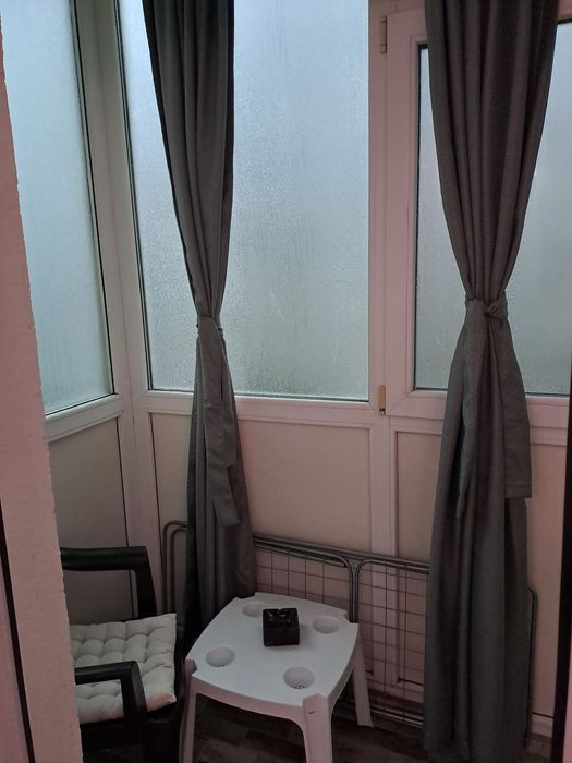 Inchiriez ap.3 camere sau schimb