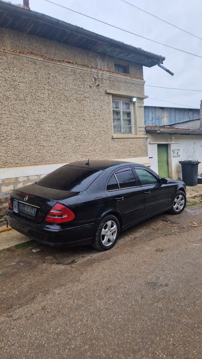 На Части Mercedes E270 CDI