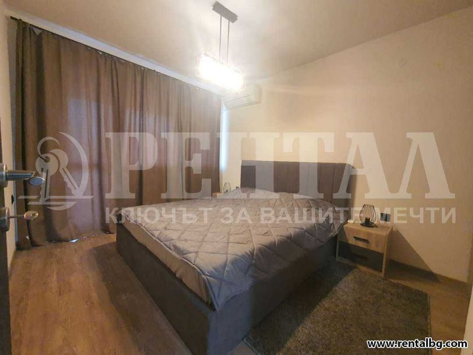 Дава се под наем Тристаен апартамент в Пловдив, Център - 110 кв.м за 764.49 € - Снимка #12