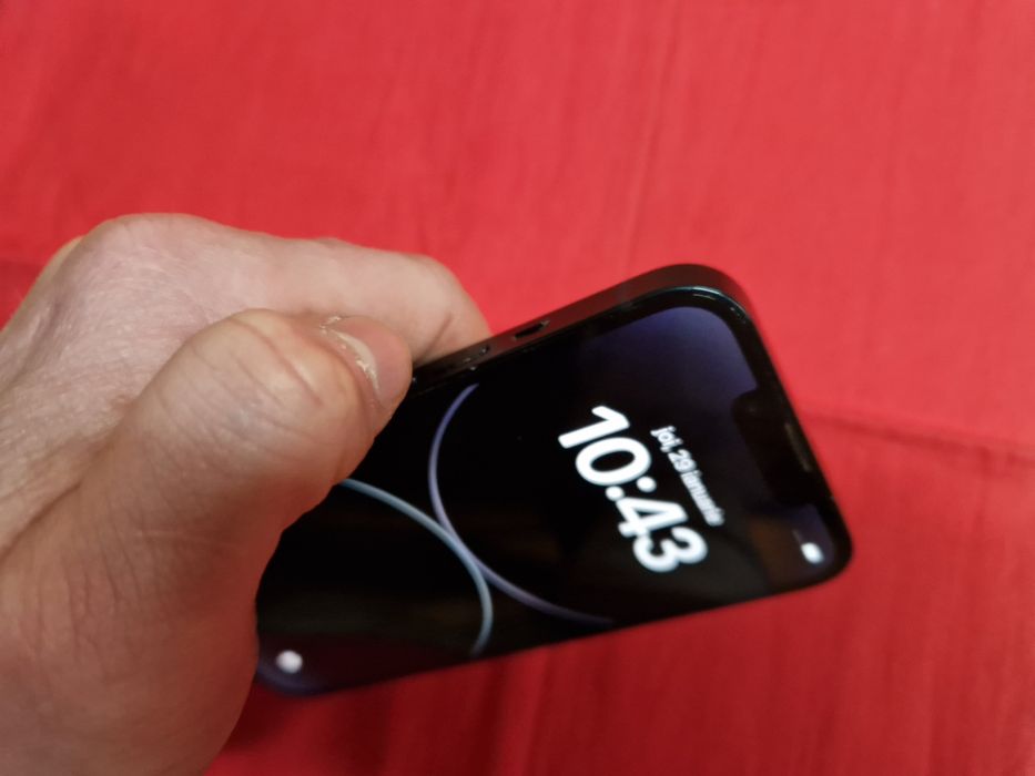 -Iphone 14, Negru, 128Gb, 6Ram, stare foarte buna, bat-89%, doar telef