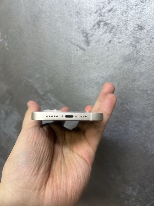 В продаже айфон 13