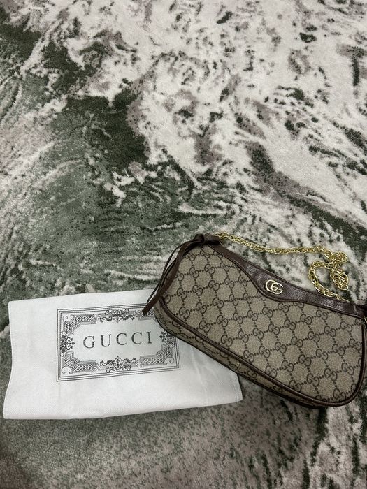 Vand geanta gucci