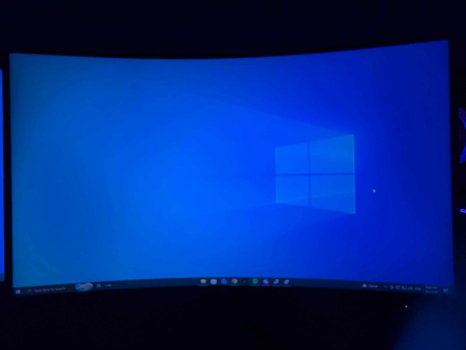 2x Monitor Gaming AOC 27" Curbat 240Hz Full HD – Stare excelentă