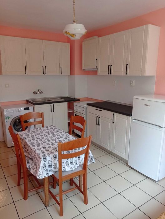 Надежда 2 двустаен 460€