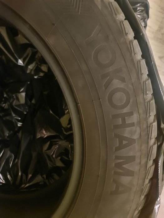 Продават се! Зимни гуми 225/60/18
Зимни гуми
225/60/18
Цена 250лв за 4