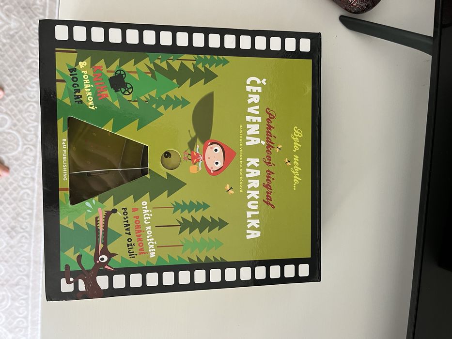 Povestea Scufiței Roșii tip diafilm