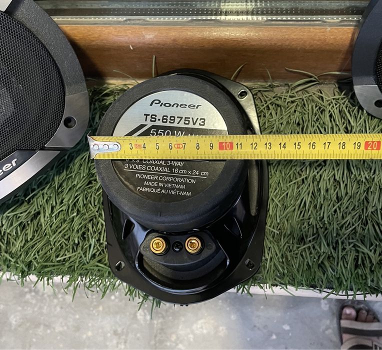 Pioneer kalonka champion v3 550w xtoy nusxasi 2ta yangi  bez usilitel