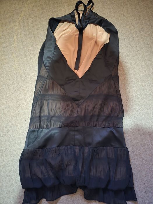 Черна коктейлна рокля