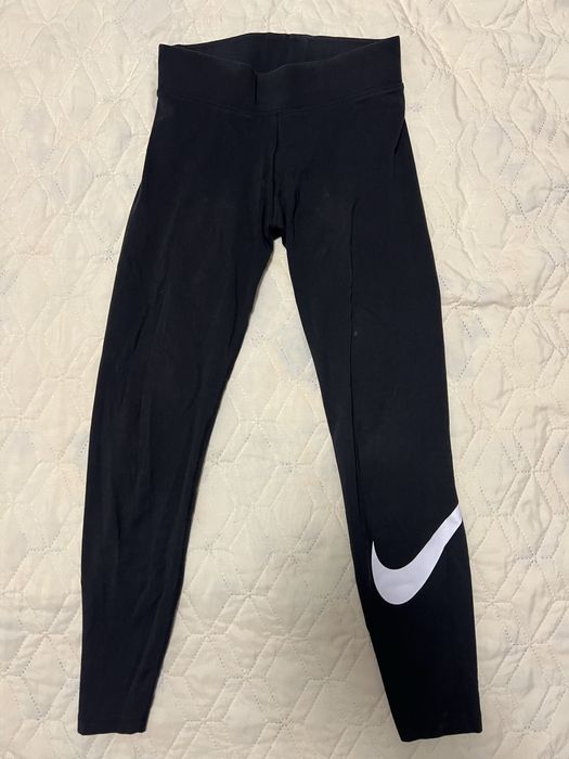 Клин “Nike”.