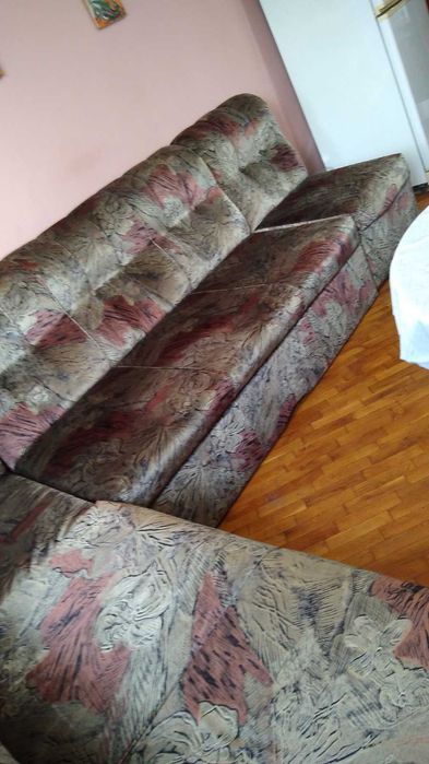 Диван, неразличим от нов