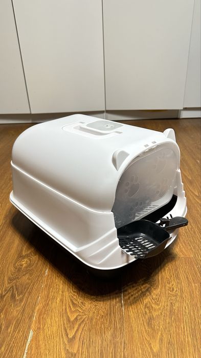 Закрытый лоток для кошек