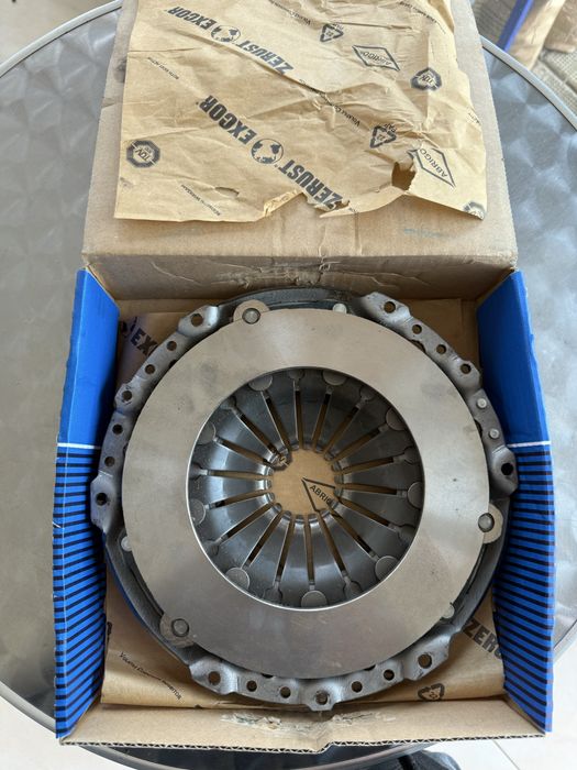 Притискателен диск оригинален SACHS за 1.8/1.9/2.0/2.4/2.5/2.8/2.9