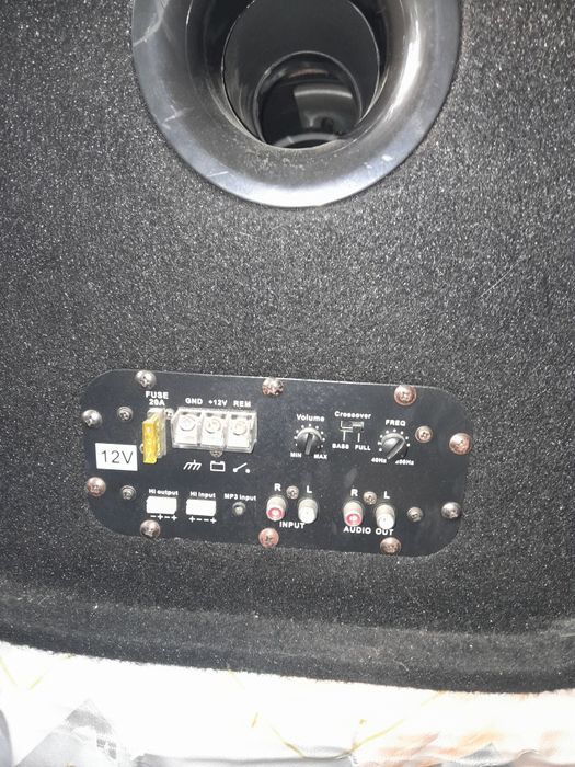 Продам саббуфер б/у