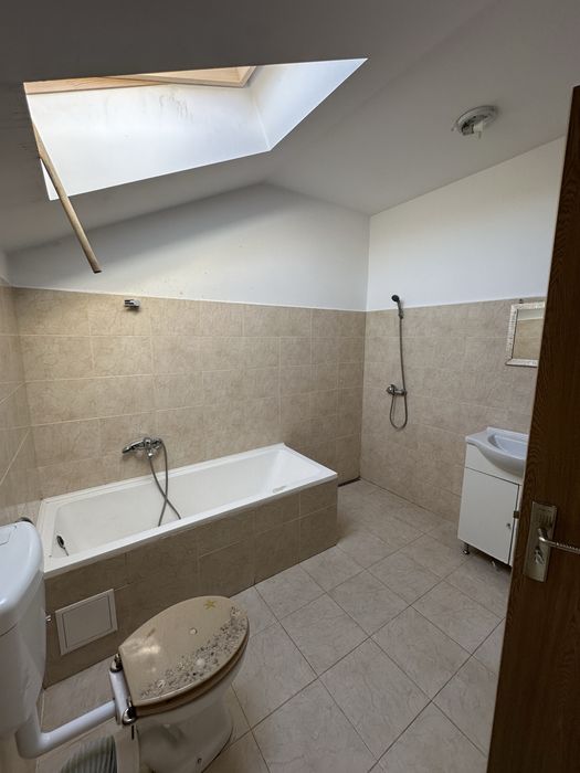 Închiriere Casă Tip Duplex - Sânpetru