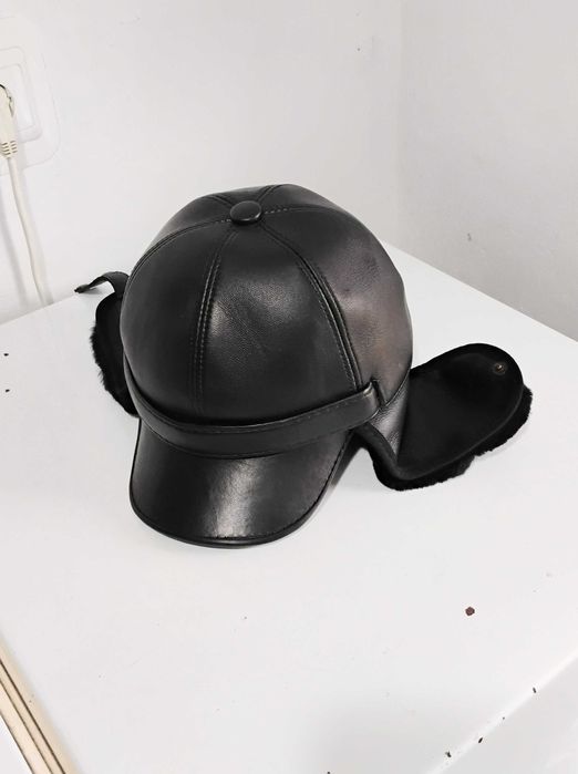 Vând căciulă de piele bărbați