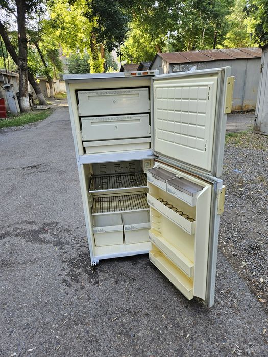 Продаётся холодильник