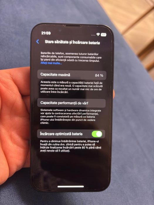 Vând iphone 13 mini