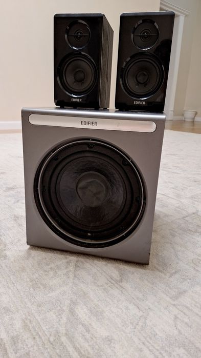 Колонка Edifer  .