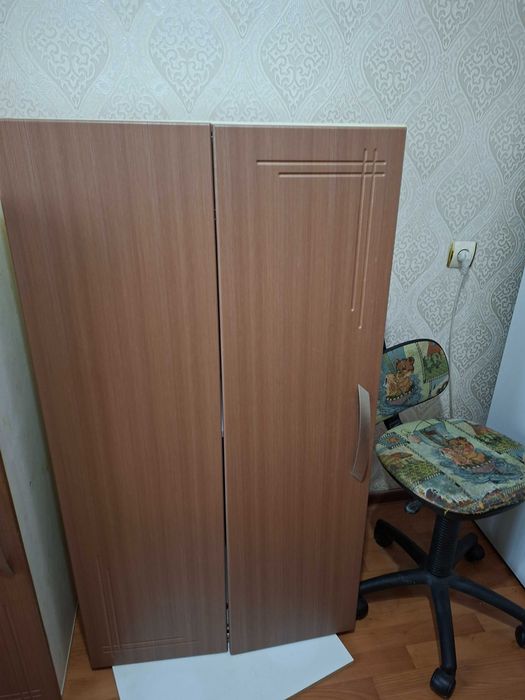 Продам кухонные шкафы