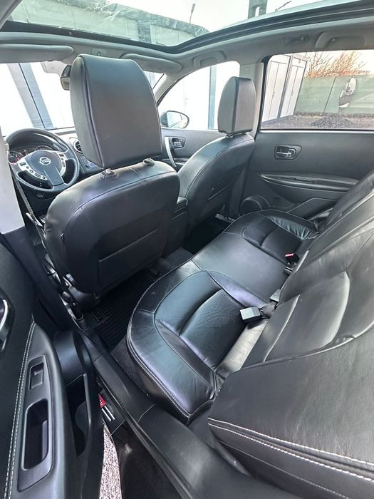 Nissan Qashqai 2.0 diesel Tekna edition n-tec full option