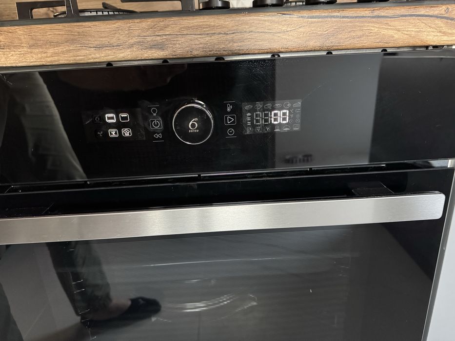 Cuptor incorporabil whirlpool