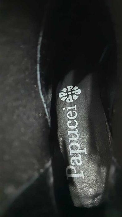 Botine envogue full piele de la PAPUCEI marimea 39, zero km