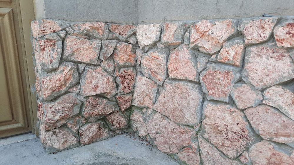 Рваный камень горный