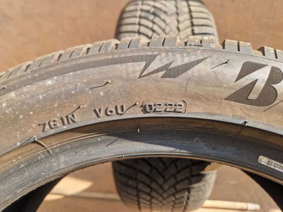 2 Bridgestone R18 225/50
Зимни гуми 
DOT0222