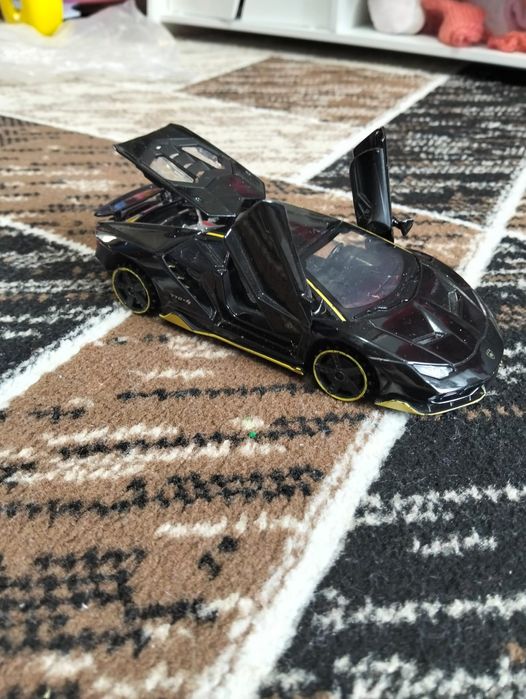 Машинки железные